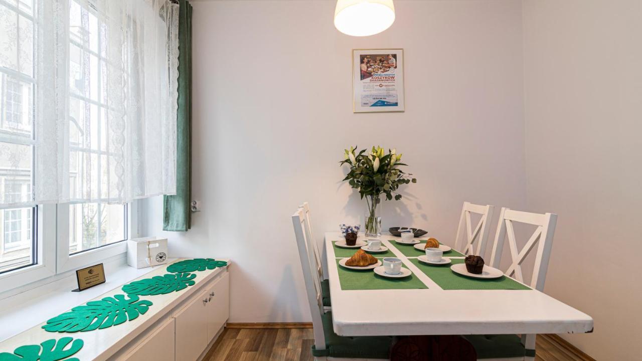 Maya's Flats & - Old Town Dluga 66 Huoneisto Gdańsk